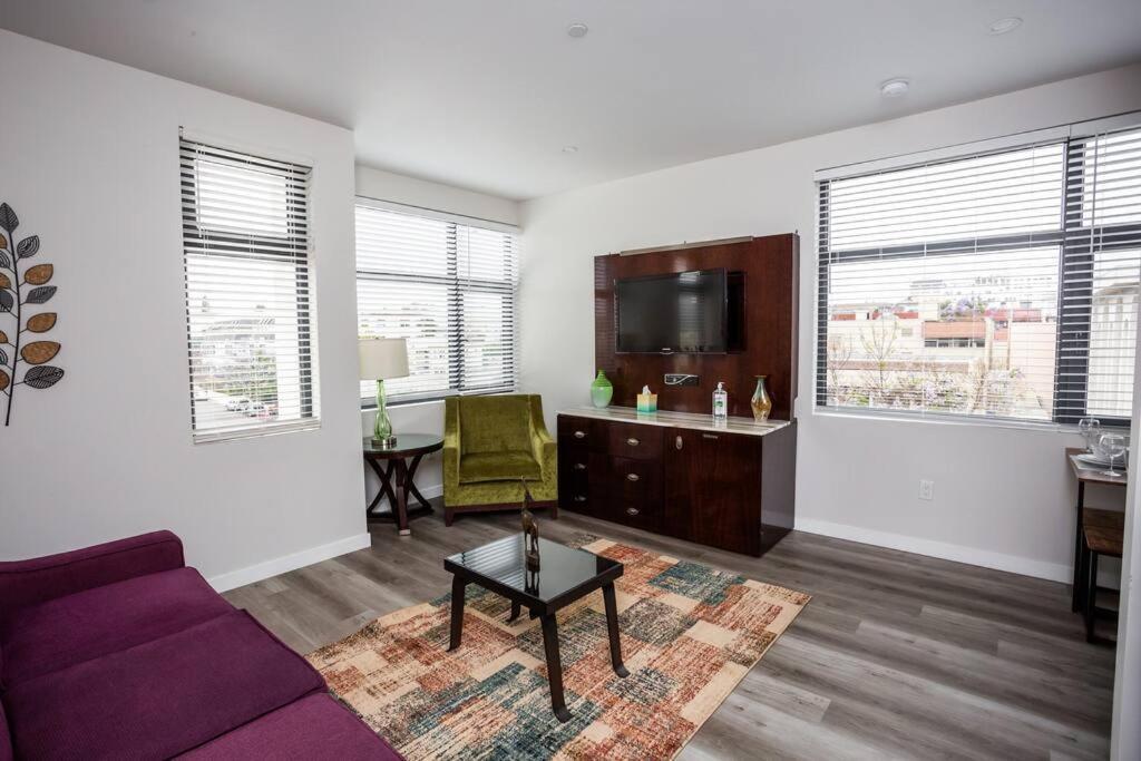 Prime Location - Awesome View -1 Bedroom Apartment San Diego Bagian luar foto