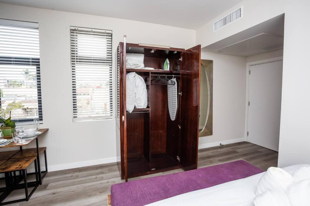 Prime Location - Awesome View -1 Bedroom Apartment San Diego Bagian luar foto