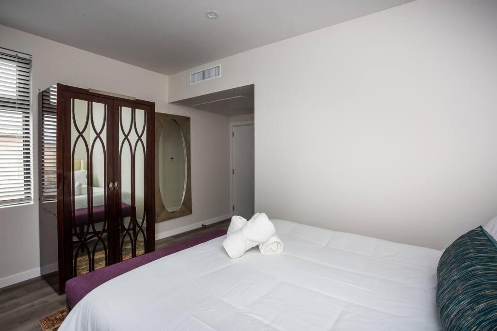 Prime Location - Awesome View -1 Bedroom Apartment San Diego Bagian luar foto