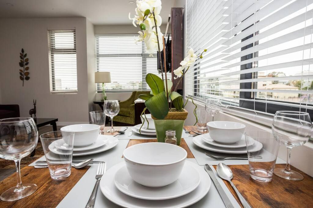 Prime Location - Awesome View -1 Bedroom Apartment San Diego Bagian luar foto