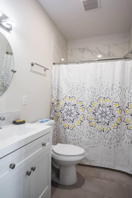 Prime Location - Awesome View -1 Bedroom Apartment San Diego Bagian luar foto